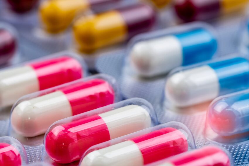 black,-senior-patients-more-likely-to-get-unneeded
antibiotics