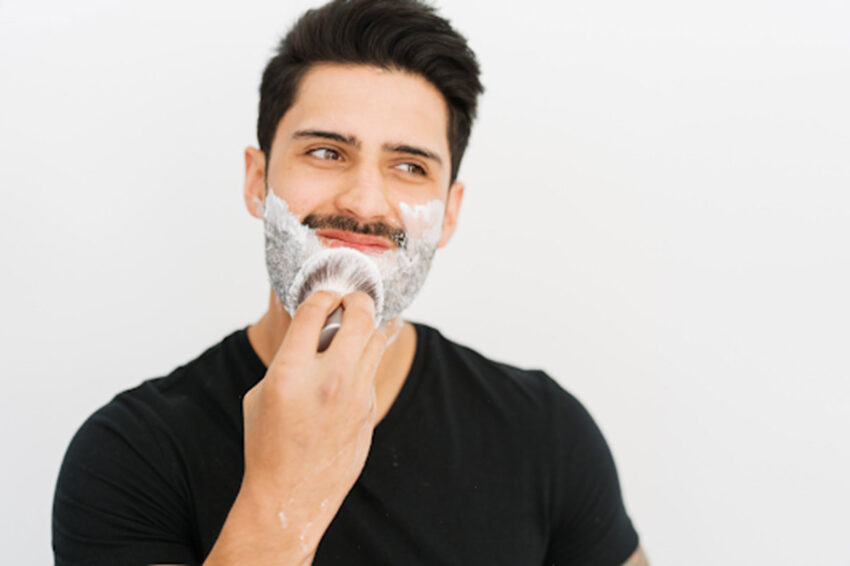 the-best-razors-for-sensitive-skin-(for-men)