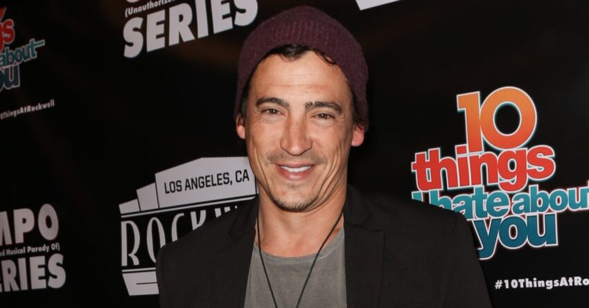 ‘10-things-i-hate-about-you’-star-comments-on-claims-he-ran
a-‘cult’