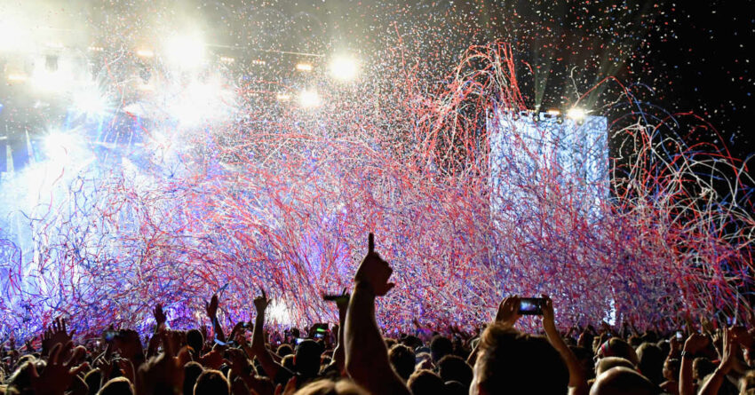 the-killers-have-perfect-‘mr.-brightside’-moment-when
england-wins-euro-game